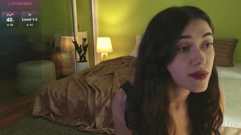 Snapshot of shamahasla chatting on October 3, 1:48 am Sade online show from October 3, 1:48 am