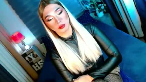 Snapshot of shane_hugexx chatting on October 13, 6:43 pm MISS SHANE online show from October 13, 6:43 pm
