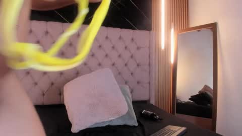 Snapshot of shanellblack chatting on October 4, 5:49 am ShanellBlack online show from October 4, 5:49 am
