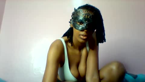 shanizz online show from February 18, 7:35 pm