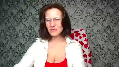 Shannen online show from April 8, 11:13 am