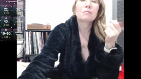 Shannon07 online show from June 28, 3:46 am