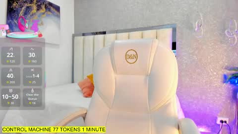 Shantal online show from April 6, 11:33 am