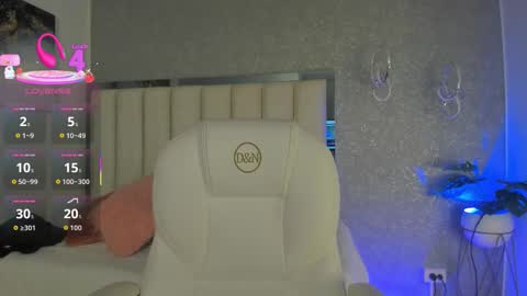 Shantal online show from March 29, 11:23 am