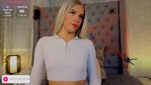 Shantal Jones online show from October 27, 11:38 pm