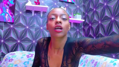 shantalks online show from October 19, 5:01 am