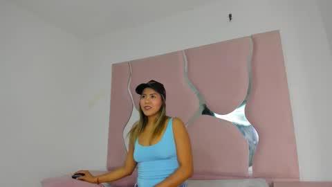 Sharith online show from February 4, 9:19 pm