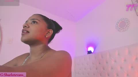 Sharlot online show from February 5, 12:31 pm