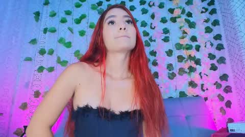 Snapshot of sharlott_kiss chatting on October 1, 3:05 am Sharlott online show from October 1, 3:05 am