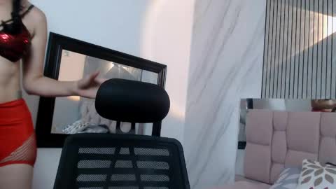 Sharlotte online show from April 29, 5:40 pm