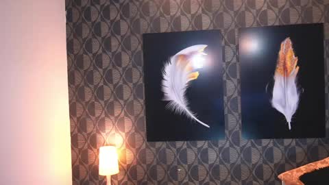 Sharom  online show from April 2, 7:21 pm