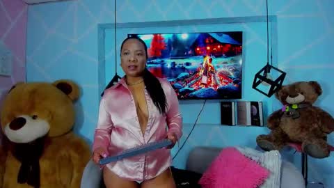 Sharon Noa online show from March 25, 11:39 am