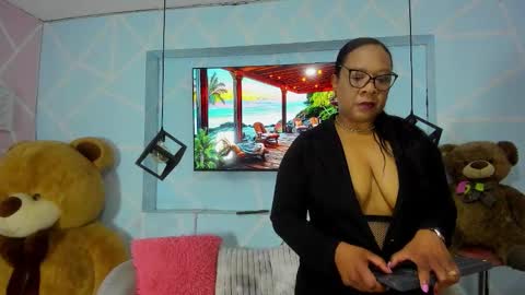 Sharon Noa online show from March 23, 11:37 am