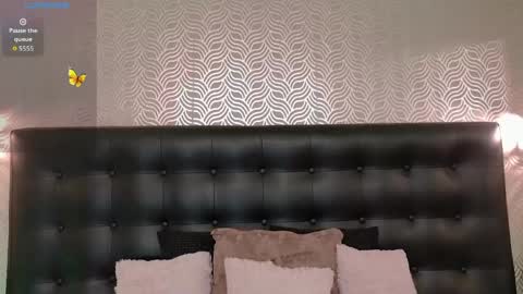 Sharon online show from April 11, 8:35 pm