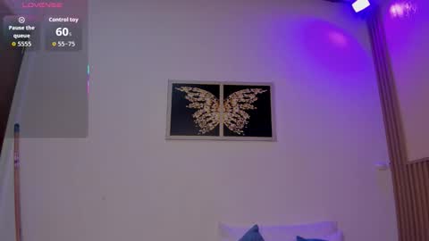 sharonscothh online show from March 29, 8:54 pm