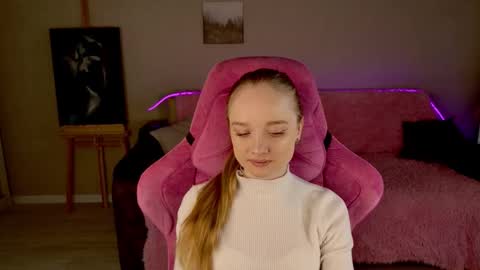 Shawty Mia online show from November 3, 5:30 am