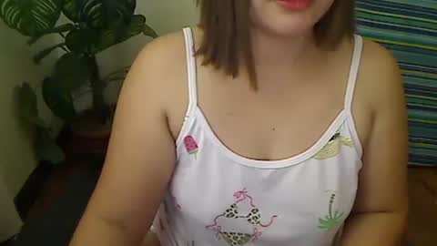 Snapshot of shebomb488504 chatting on February 13, 8:27 am jane online show from February 13, 8:27 am