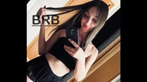 sheillawood online show from November 28, 6:10 am