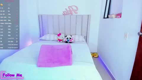 Danna   online show from March 4, 2:49 am