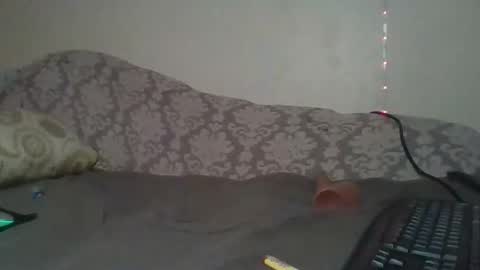 Snapshot of shellymadonna chatting on October 5, 1:03 am shellymadonna online show from October 5, 1:03 am