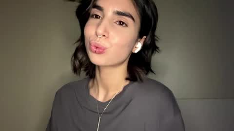 Amy online show from May 8, 12:55 pm