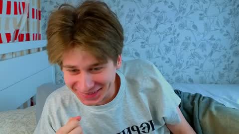 Nenedent online show from April 10, 11:42 pm