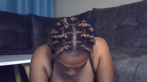 Snapshot of shiksmson chatting on October 26, 6:29 pm shiksmson online show from October 26, 6:29 pm