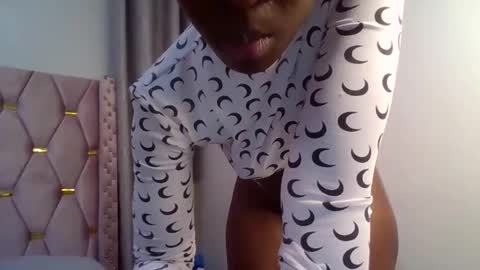 Shilla online show from October 5, 9:44 pm