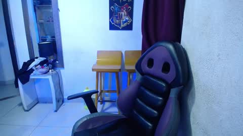 shining_star69 online show from December 4, 5:07 am