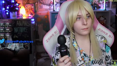 Snapshot of shirayuki_hime chatting on December 23, 6:15 pm Im Lilu Rosenblum Guys I have ----Ill be glad to see you there online show from December 23, 6:15 pm
