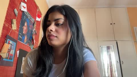 Karin online show from April 9, 10:21 am