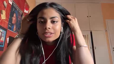 Karin online show from April 12, 2:32 pm