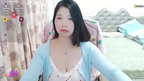 Shirleyni online show from December 22, 3:19 pm