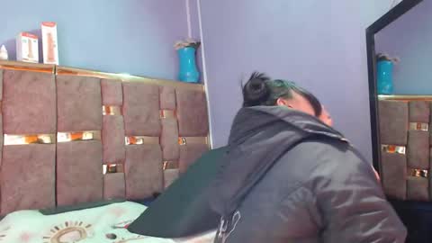 Shizuka online show from December 16, 3:57 am