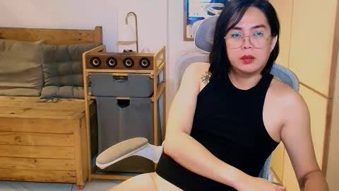 Mori online show from November 25, 1:59 am