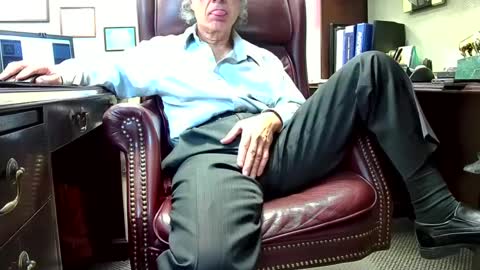 nikolas send dm for an appointment online show from February 25, 1:21 pm