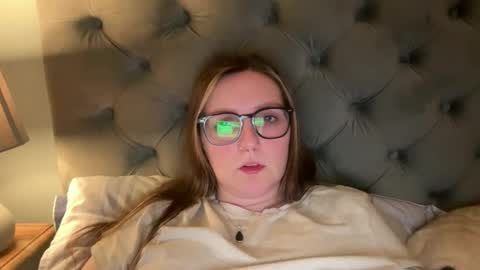 short sweetpea online show from December 19, 11:11 pm