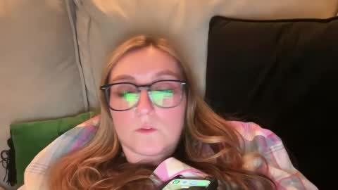 short sweetpea online show from March 6, 10:58 pm