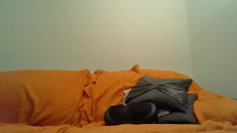 showherenow online show from April 19, 6:03 am