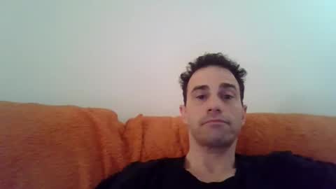 showherenow online show from January 19, 8:02 am