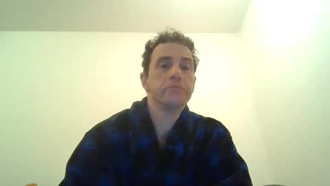 showherenow online show from February 16, 6:22 am