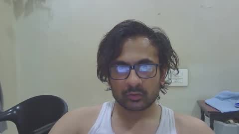 shubhamkhandelwal123 online show from April 14, 6:38 am