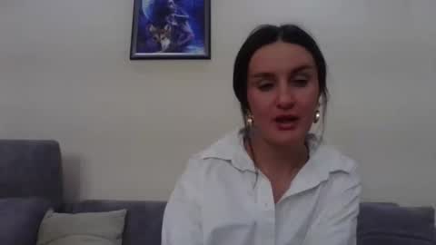 shy_cute97 online show from January 14, 9:45 pm