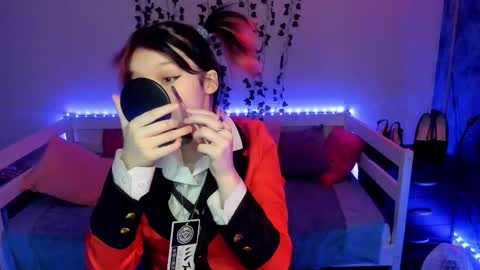 shy_elina01 online show from December 4, 10:37 am