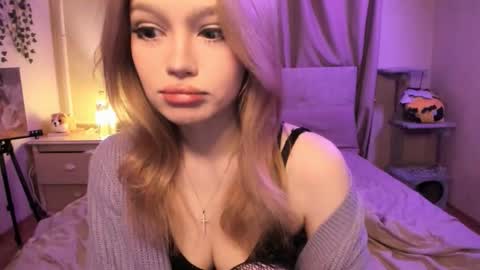 Megan 3 online show from February 11, 10:35 pm