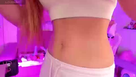 Snapshot of shygoddess_69 chatting on September 13, 1:13 pm shygoddess_69 online show from September 13, 1:13 pm