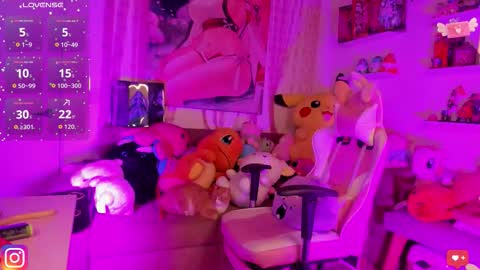 Snapshot of shygoddess_69 chatting on October 20, 5:01 am shygoddess_69 online show from October 20, 5:01 am