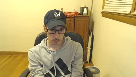 shyguy19755 online show from January 10, 5:05 am