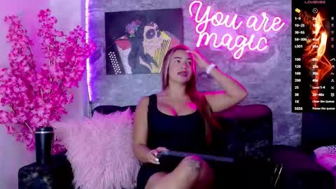 siamarlin online show from October 24, 9:15 pm