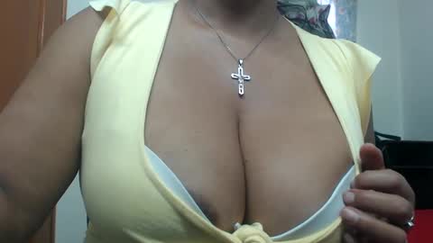 sara online show from February 17, 6:50 pm